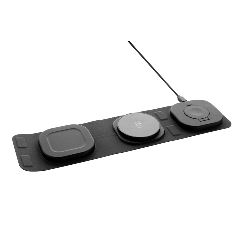 Swiss Peak RCS rplastic 3-in-1 wireless 15W travel charger