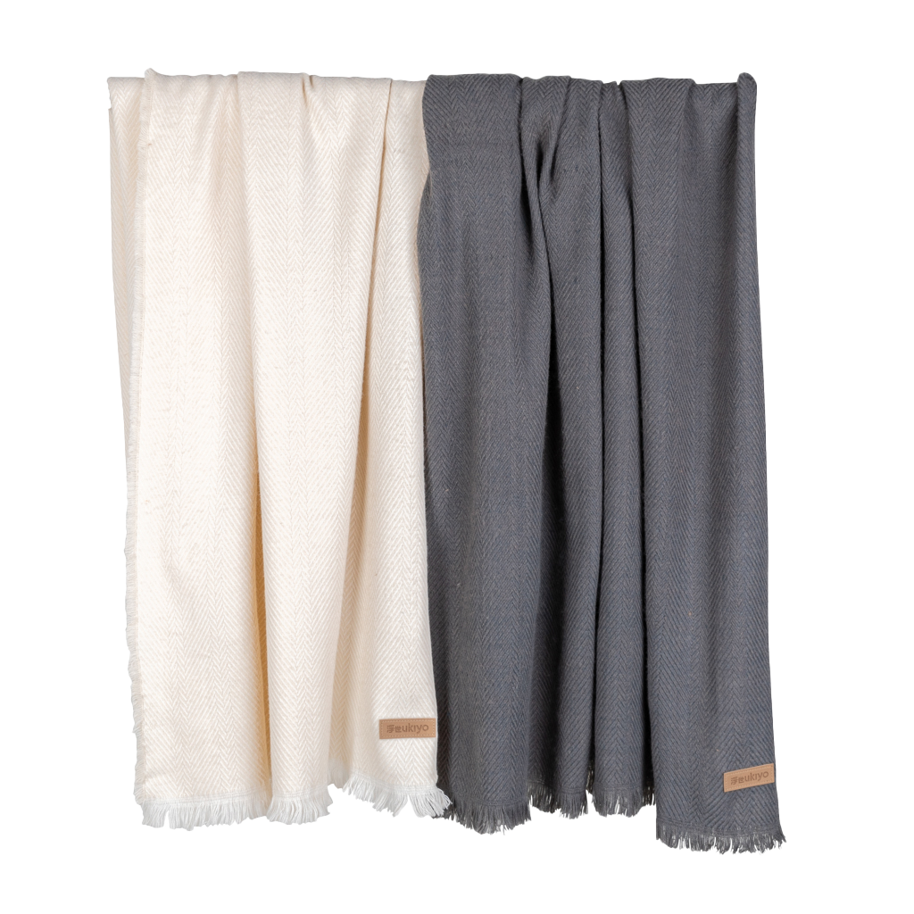 Ukiyo AWARE™ PolylanaR woven blanket 130x150cm