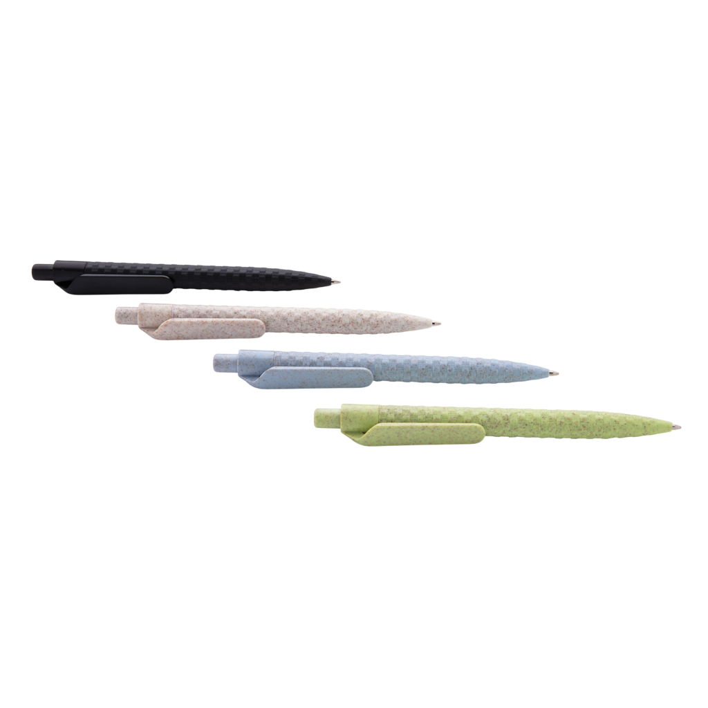 Wheat straw pen