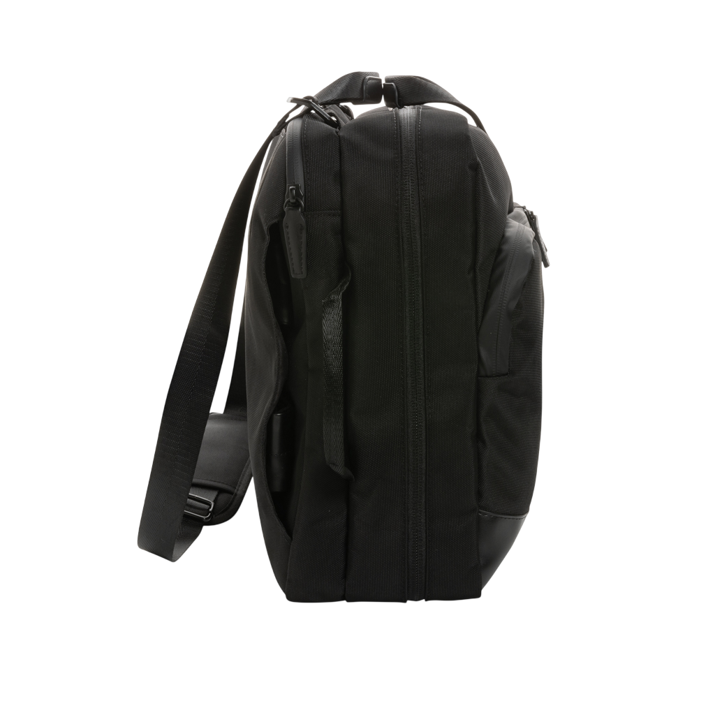 Swiss Peak AWARE™ executive 2-in-1 laptop backpack