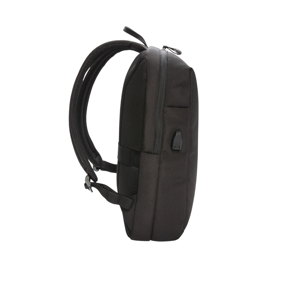 Swiss Peak AWARE™ RFID and USB A laptop backpack