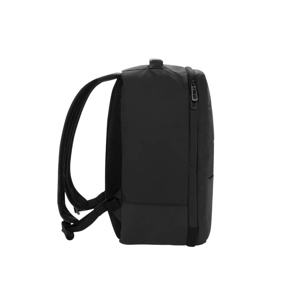 Armond AWARE™ RPET Free On Board travel pack
