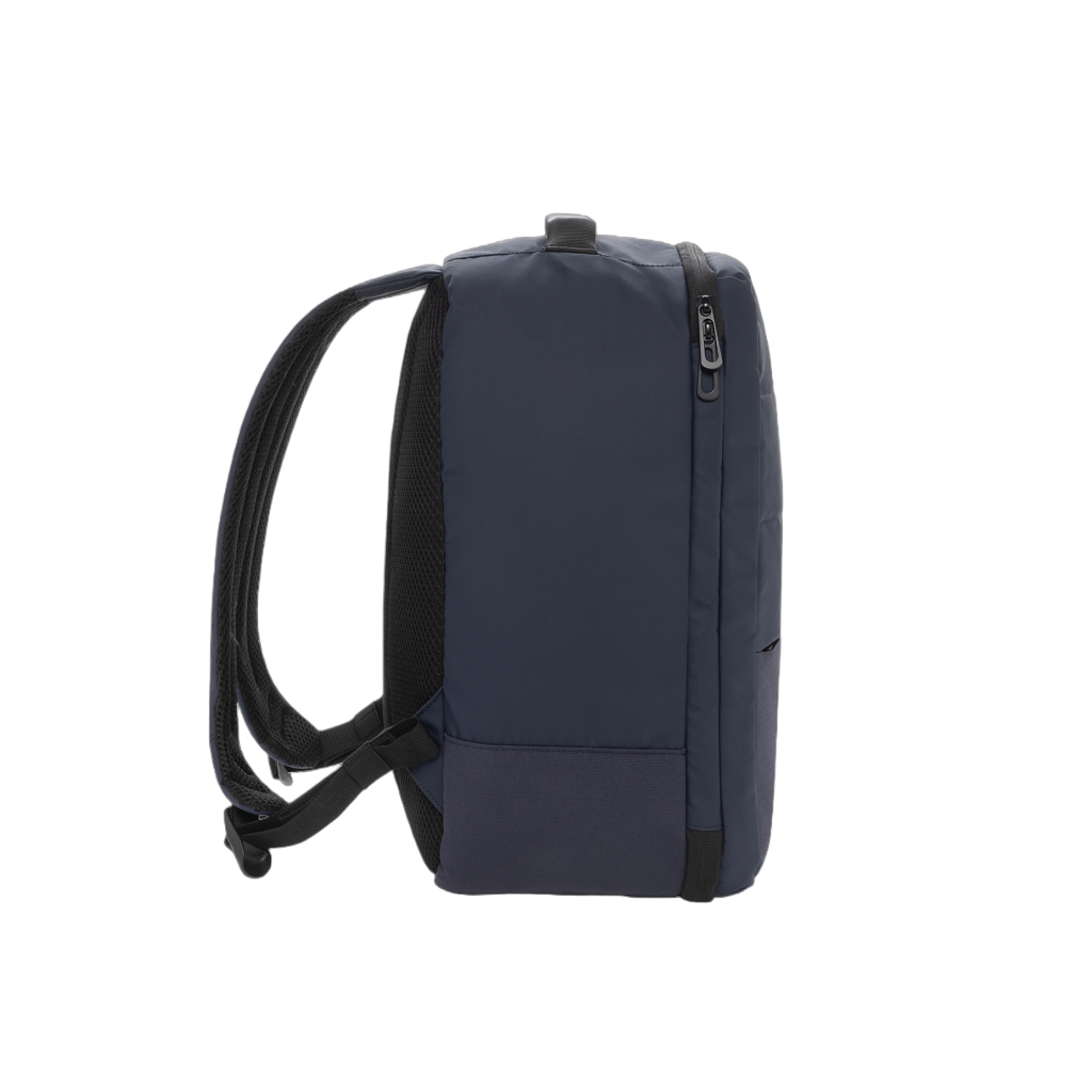Armond AWARE™ RPET Free On Board travel pack