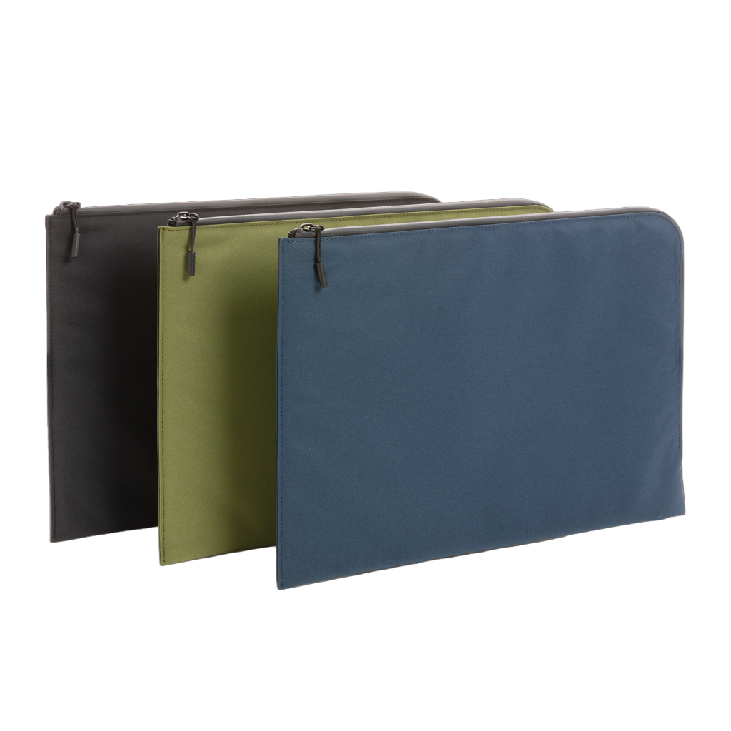 Impact AWARE™ laptop 15.6" minimalist laptop sleeve