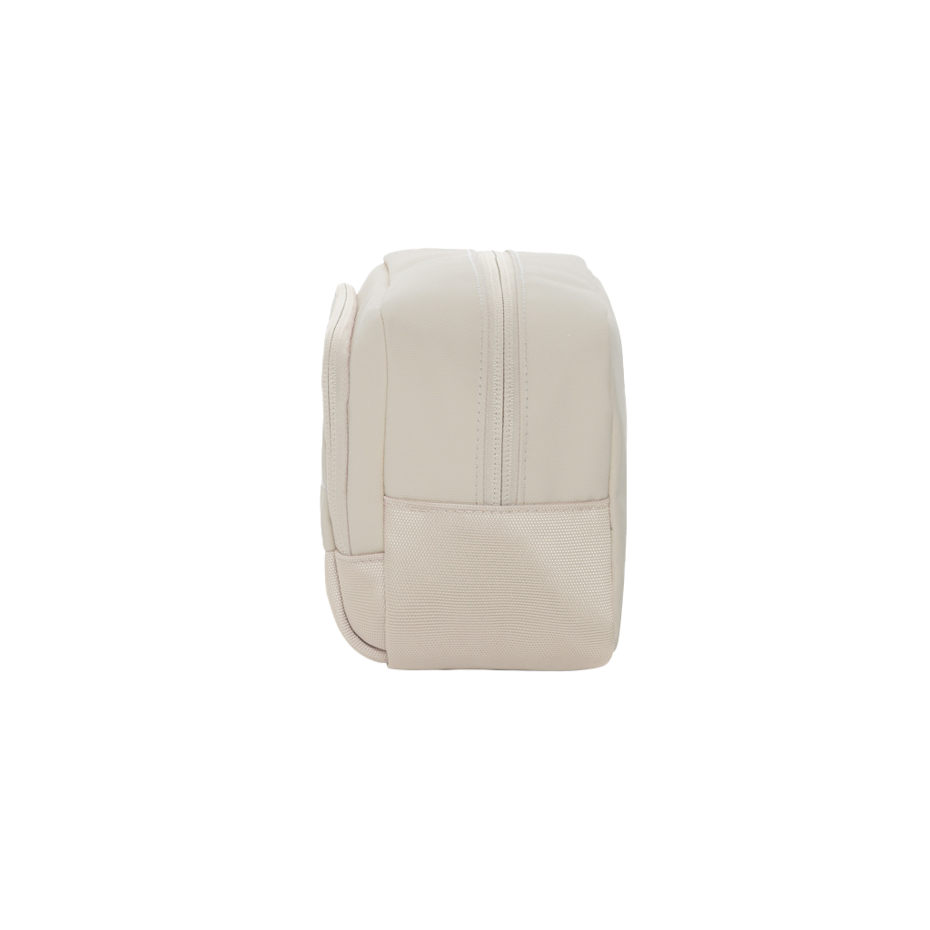 Armond AWARE™ RPET toiletry bag